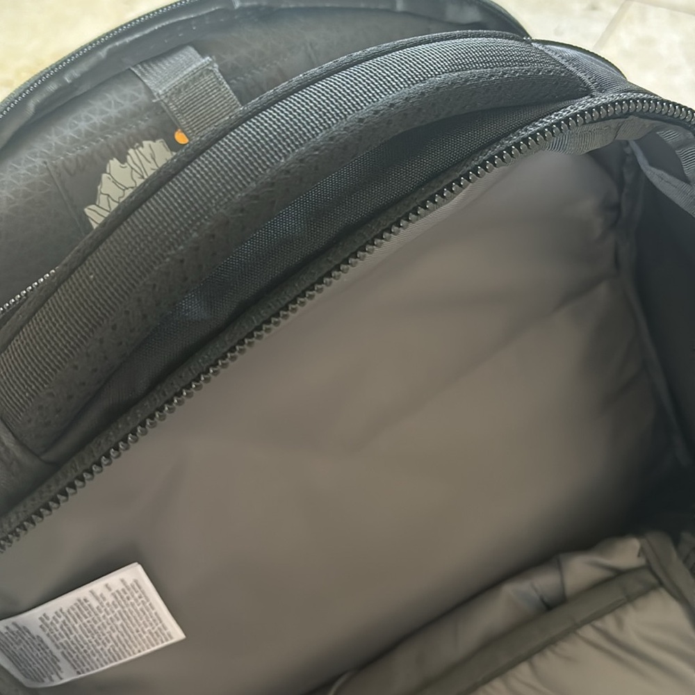 North Face “New” - image 4